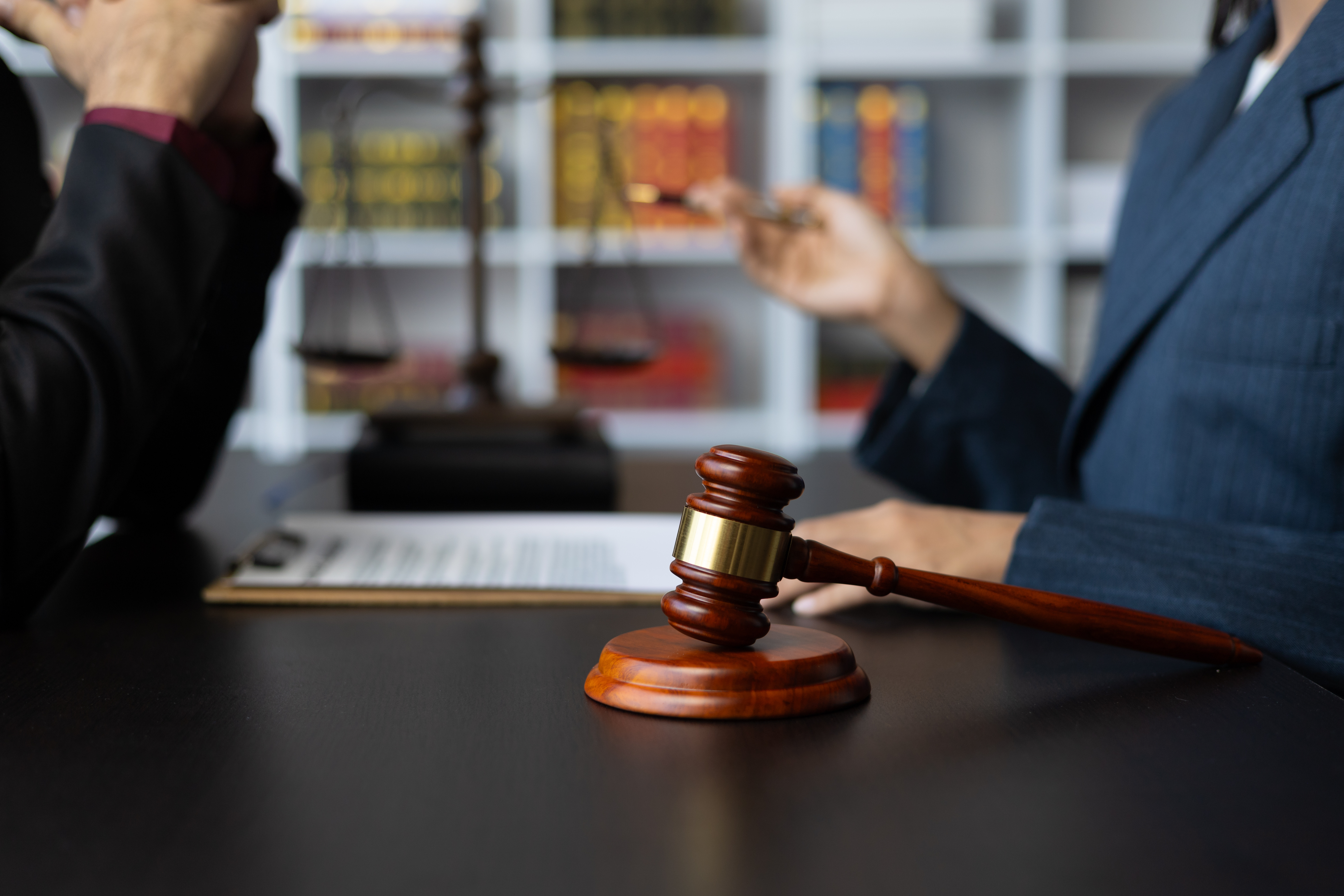 パソコンとスライドのアイコン